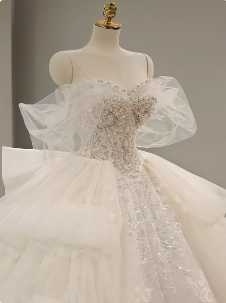 White one-shoulder sweetheart neck tulle luxury heavy-work runaway princess wedding dress P2488