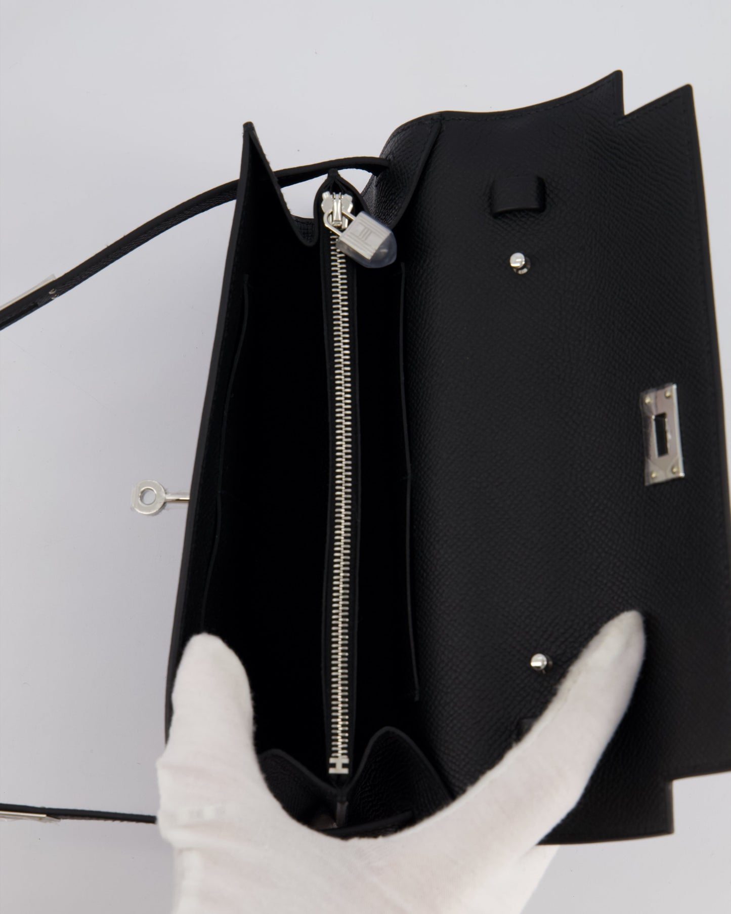 Hermès Kelly To Go Bag in Noir Epsom Leather with Palladium Hardware