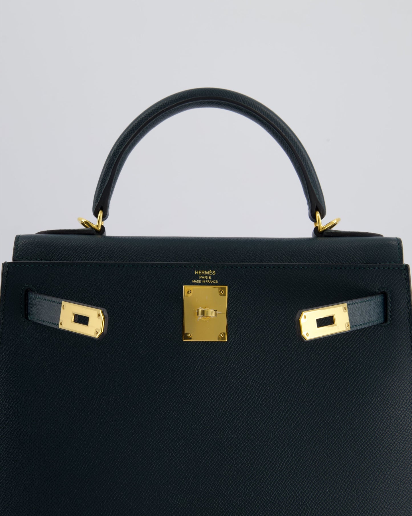 Hermès Kelly 28cm Bag in Vert Cypress Epsom Leather with Gold Hardware