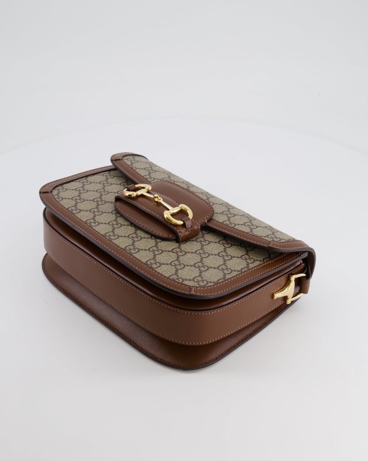 Gucci Horsebit 1955 Medium Shoulder Bag in Beige/Dark Brown GG Supreme Monogram Canvas &amp; Brown Leather Trim with Gold Hardware RRP £2,400