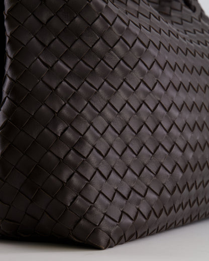 Bottega Veneta Fondant Andiamo Large Intrecciato Leather Top Handle Bag with Sliding Cross-Body and Gold Knot Hardware RRP £6,090