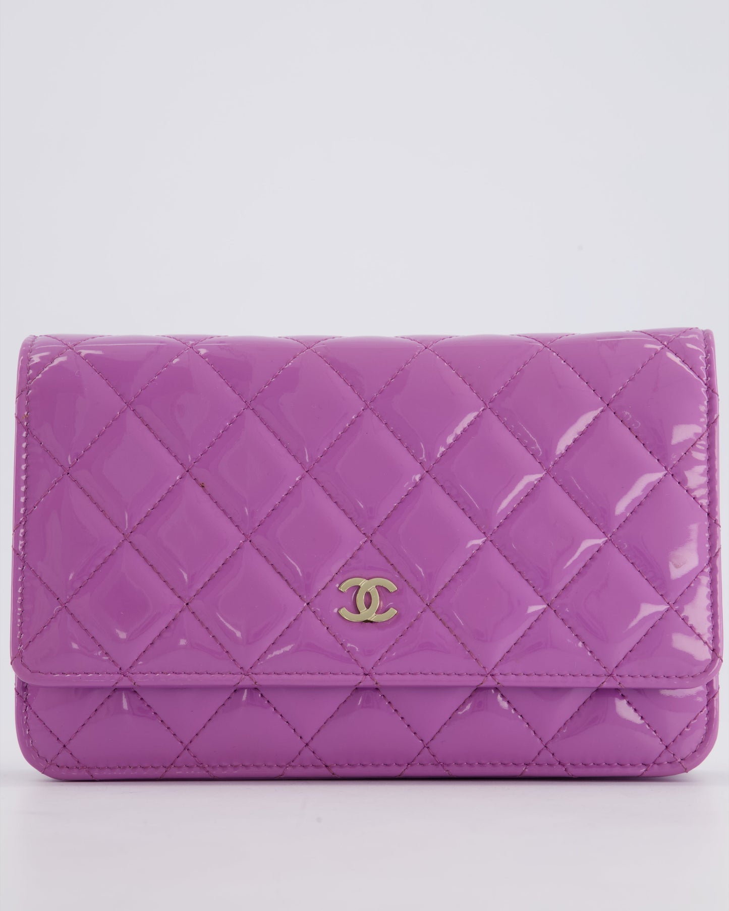 *HOT* Chanel Lilac Wallet on Chain Bag in Patent Leather with Champagne Gold Hardware