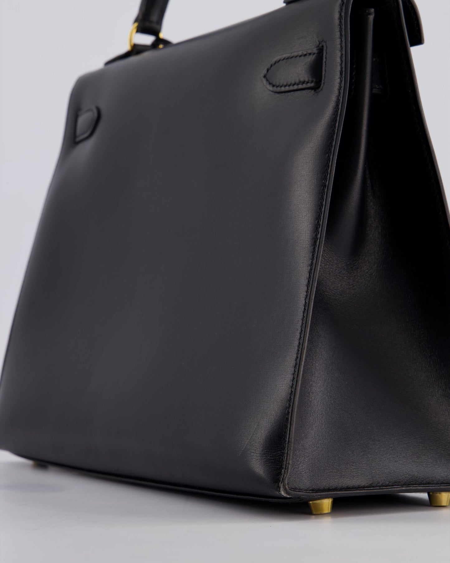 Hermès Vintage Kelly 32cm Sellier Bag in Noir Box Calf Leather with Gold Hardware