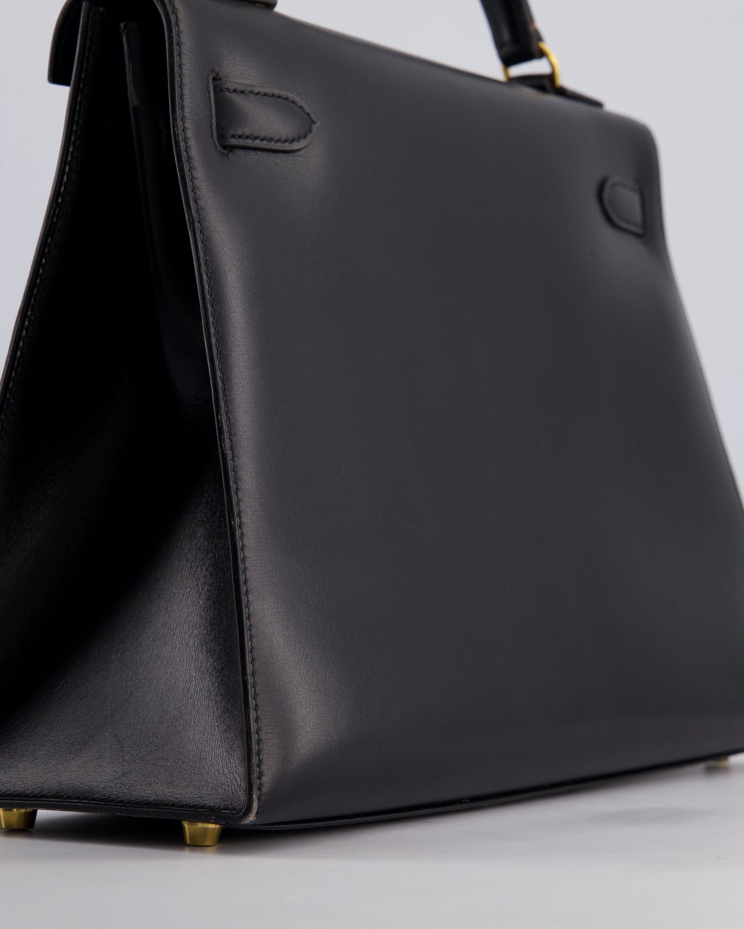 Hermès Vintage Kelly 32cm Sellier Bag in Noir Box Calf Leather with Gold Hardware