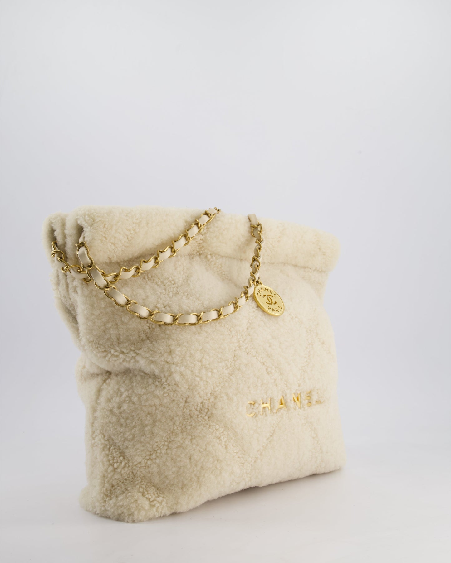 Chanel 24/K Beige Large 22 Shearling Bag with Champagne Gold Hardware