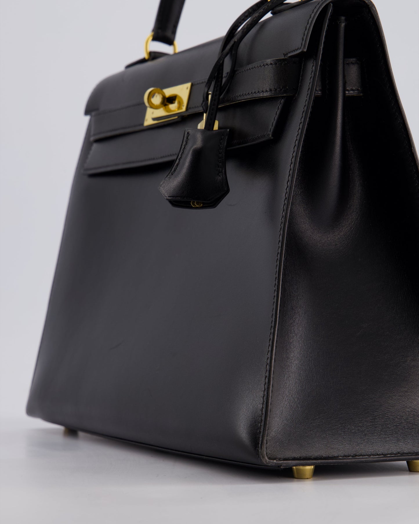 Hermès Vintage Kelly 32cm Sellier Bag in Noir Box Calf Leather with Gold Hardware