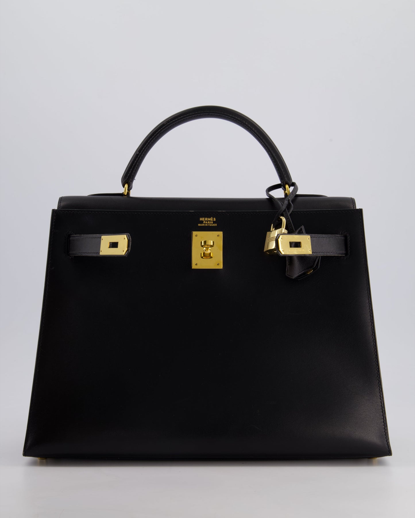 Hermès Vintage Kelly 32cm Sellier Bag in Noir Box Calf Leather with Gold Hardware