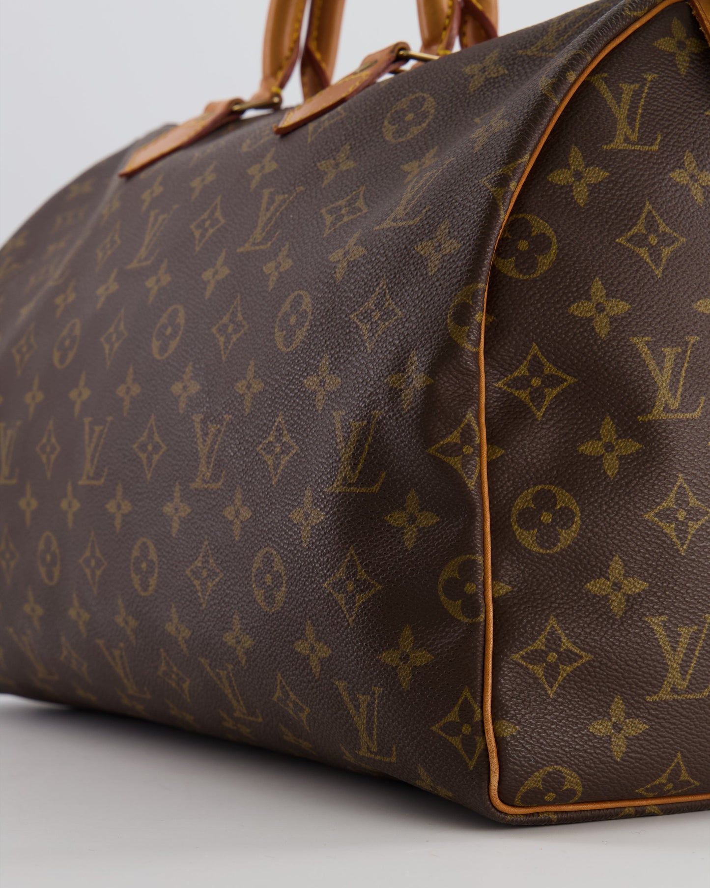 Louis Vuitton Vintage Brown Monogram Canvas Speedy 40 Bag with Gold Hardware RRP £1,600