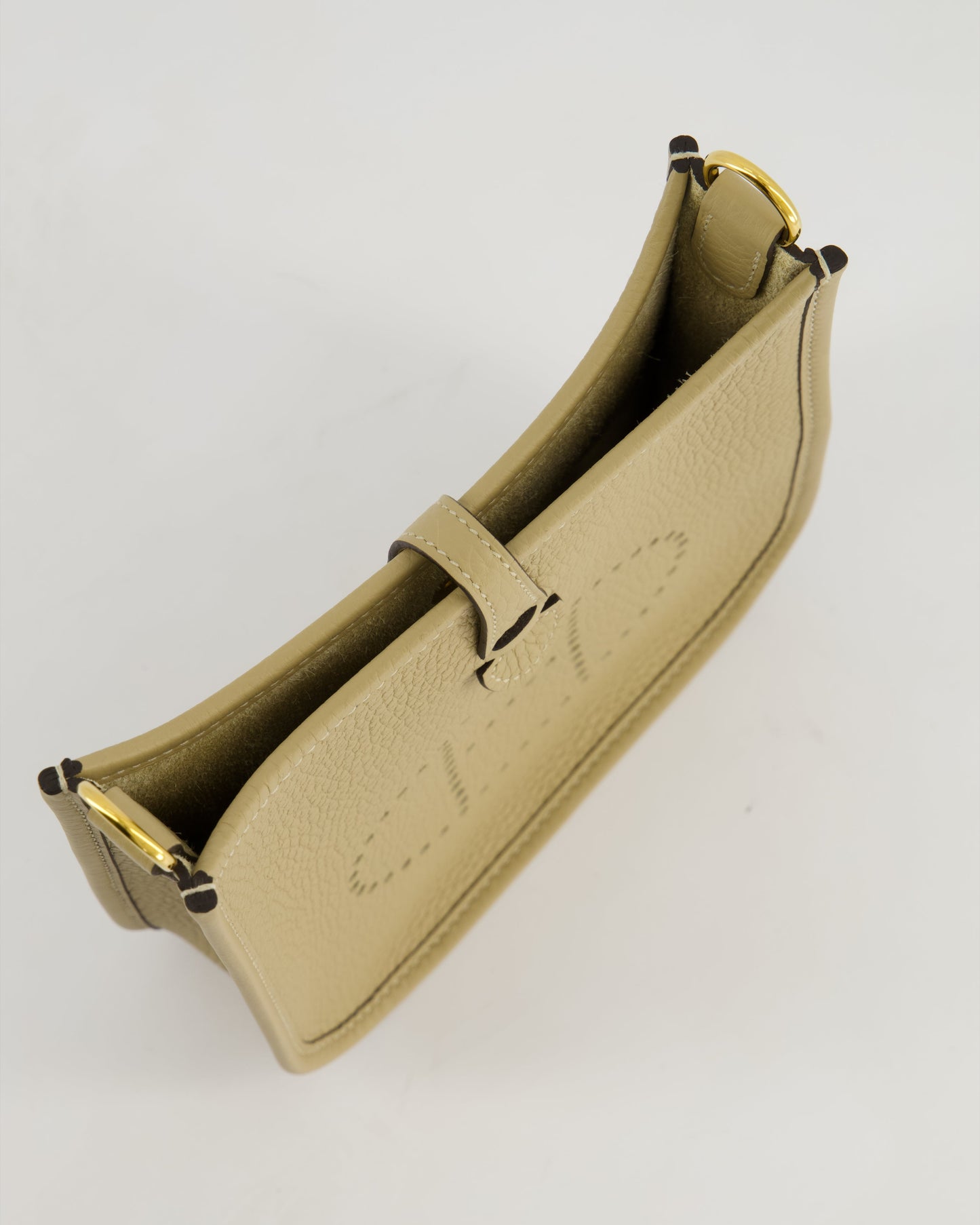 *HOT COLOUR* Hermès Mini Evelyne 16 Bag in Trench Clemence Leather with Gold Hardware