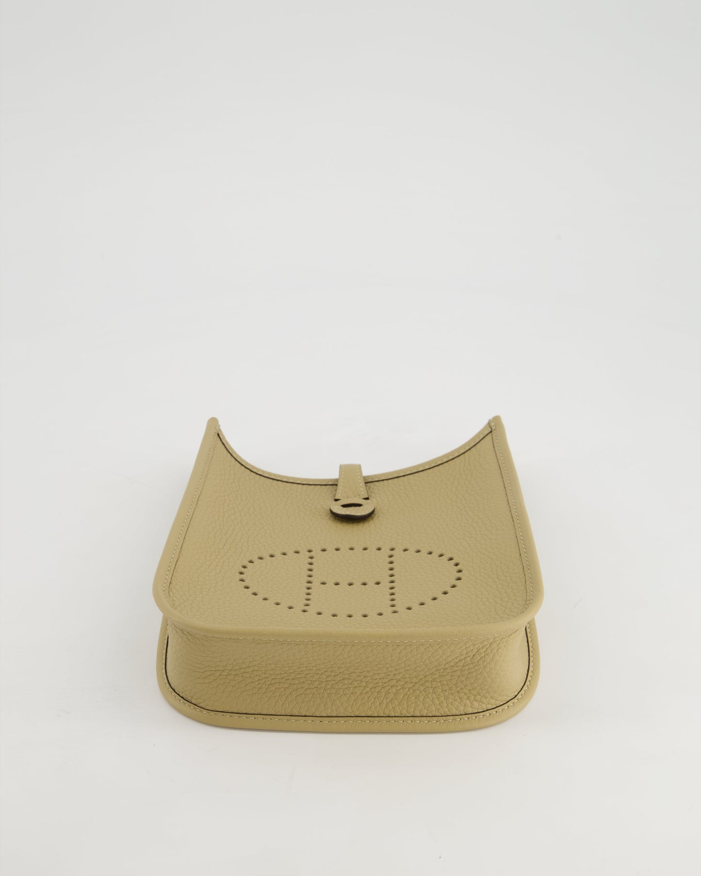 *HOT COLOUR* Hermès Mini Evelyne 16 Bag in Trench Clemence Leather with Gold Hardware