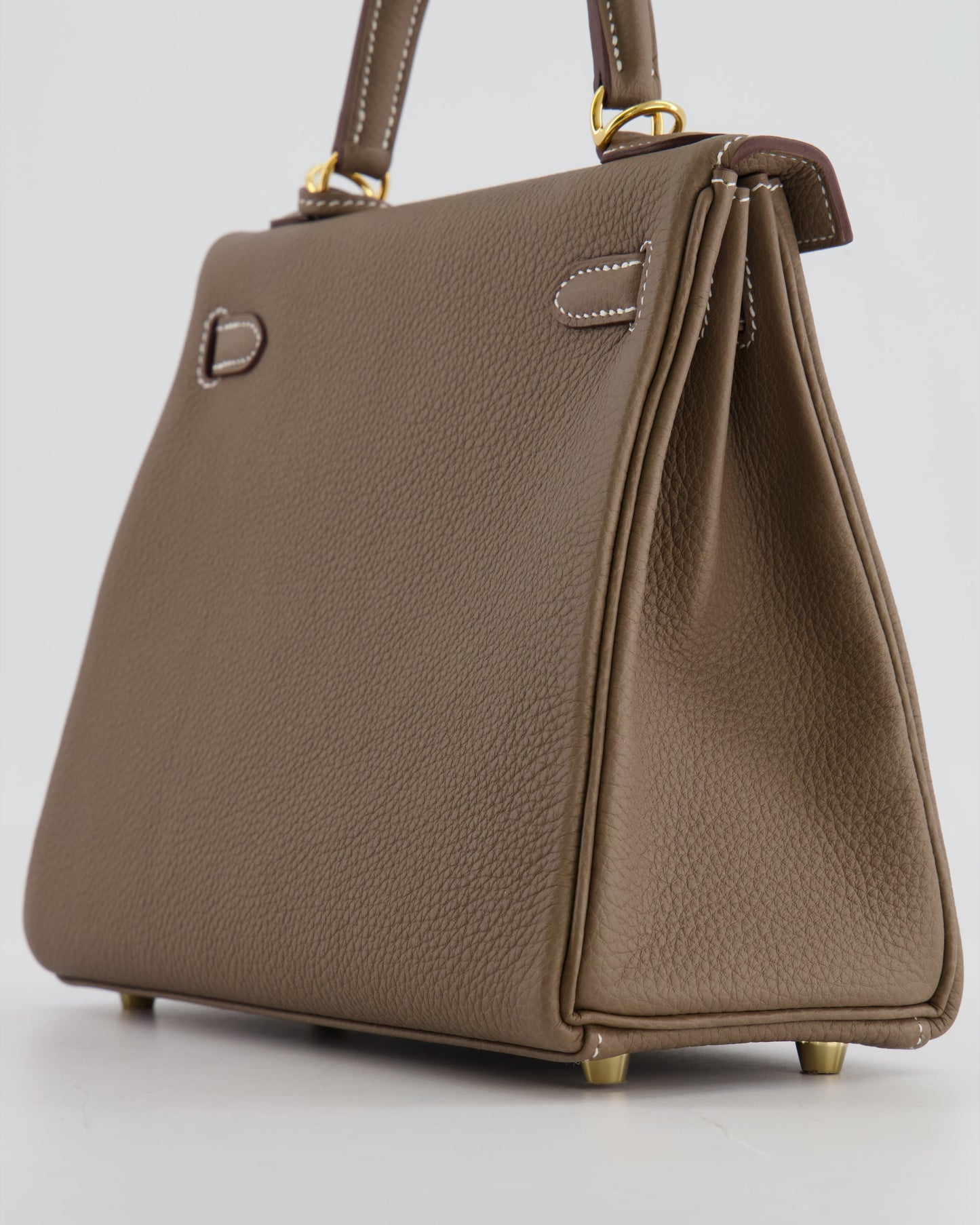 *RARE* Hermès Kelly 25cm Retourne Bag in Etoupe Togo Leather with Gold Hardware