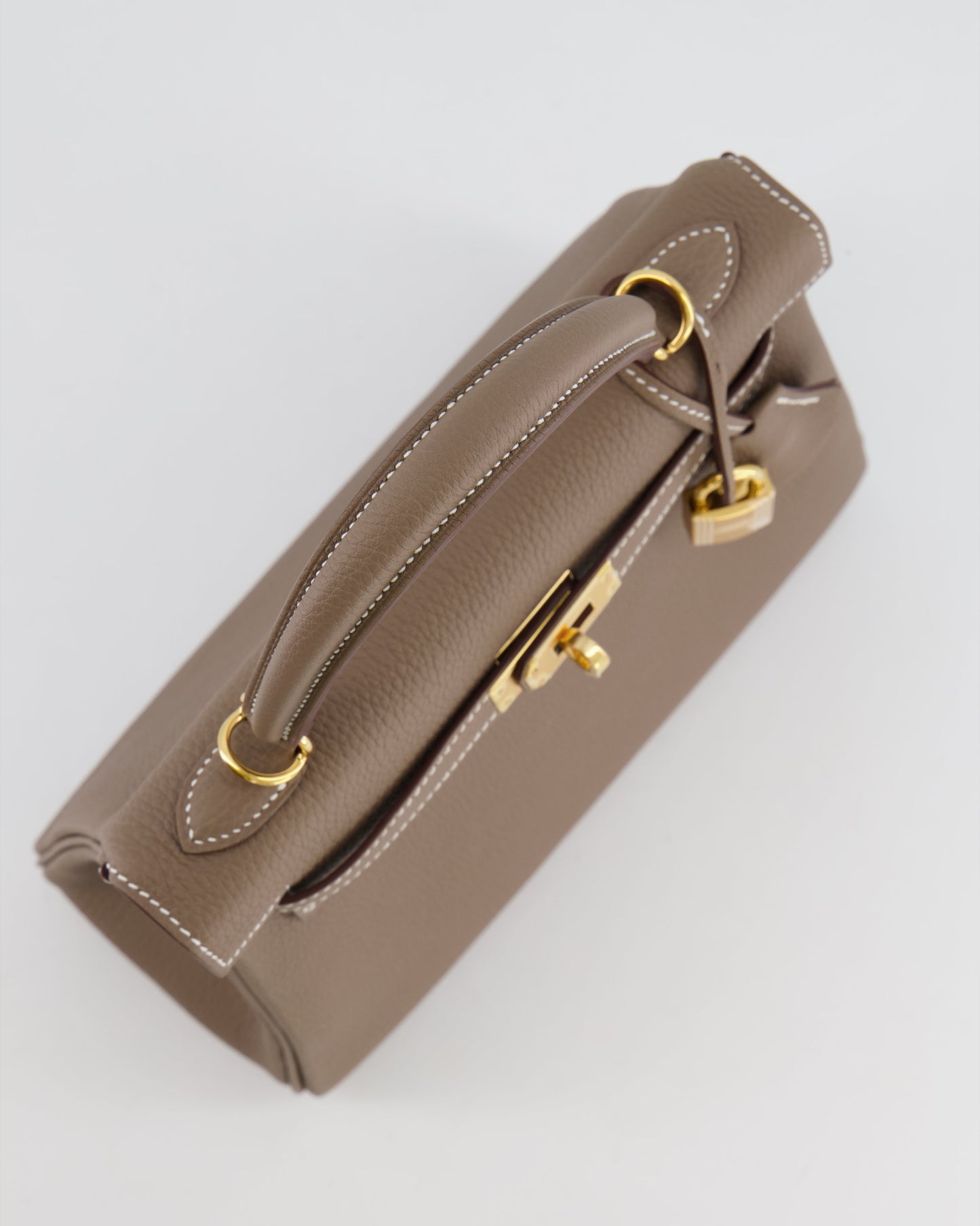 *RARE* Hermès Kelly 25cm Retourne Bag in Etoupe Togo Leather with Gold Hardware