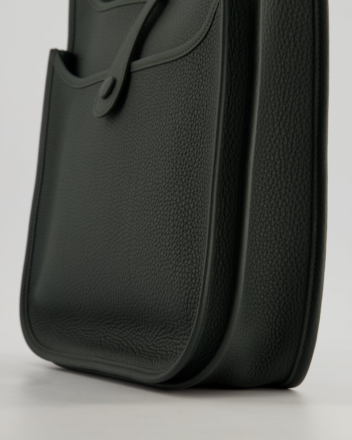 *HOT* Hermès Evelyne III 29cm Bag in Vert Mangrove Clemence Leather with Palladium Hardware