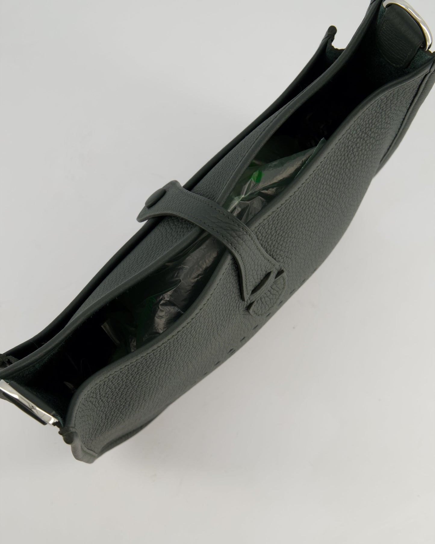 *HOT* Hermès Evelyne III 29cm Bag in Vert Mangrove Clemence Leather with Palladium Hardware