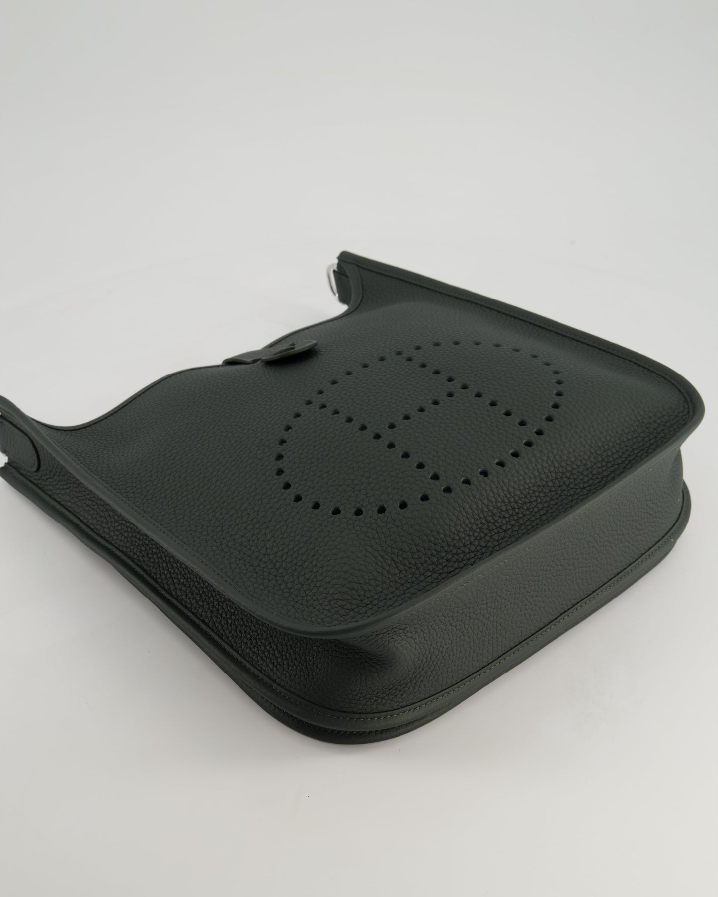 *HOT* Hermès Evelyne III 29cm Bag in Vert Mangrove Clemence Leather with Palladium Hardware