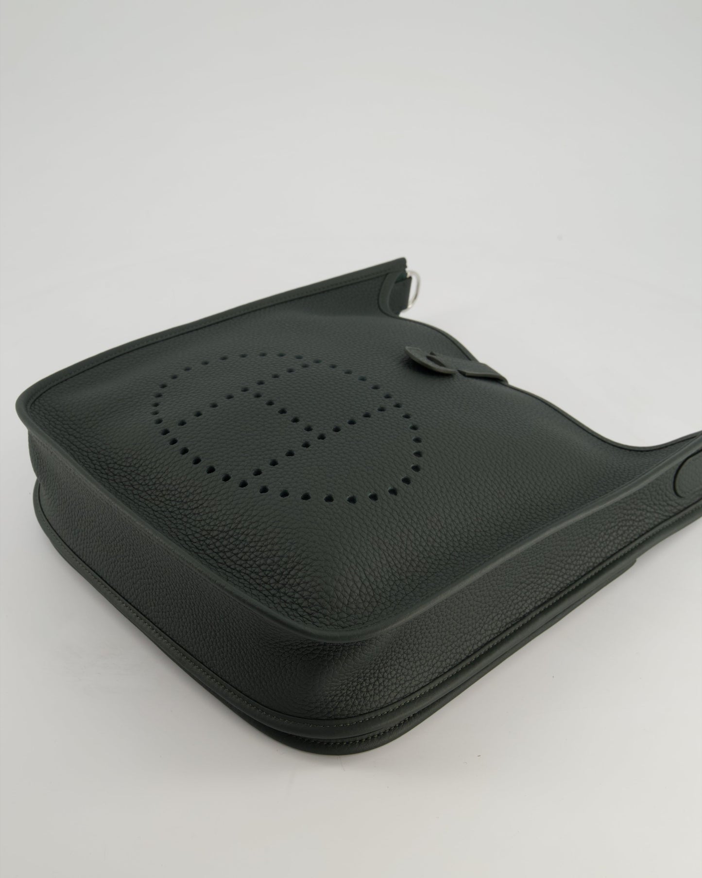 *HOT* Hermès Evelyne III 29cm Bag in Vert Mangrove Clemence Leather with Palladium Hardware