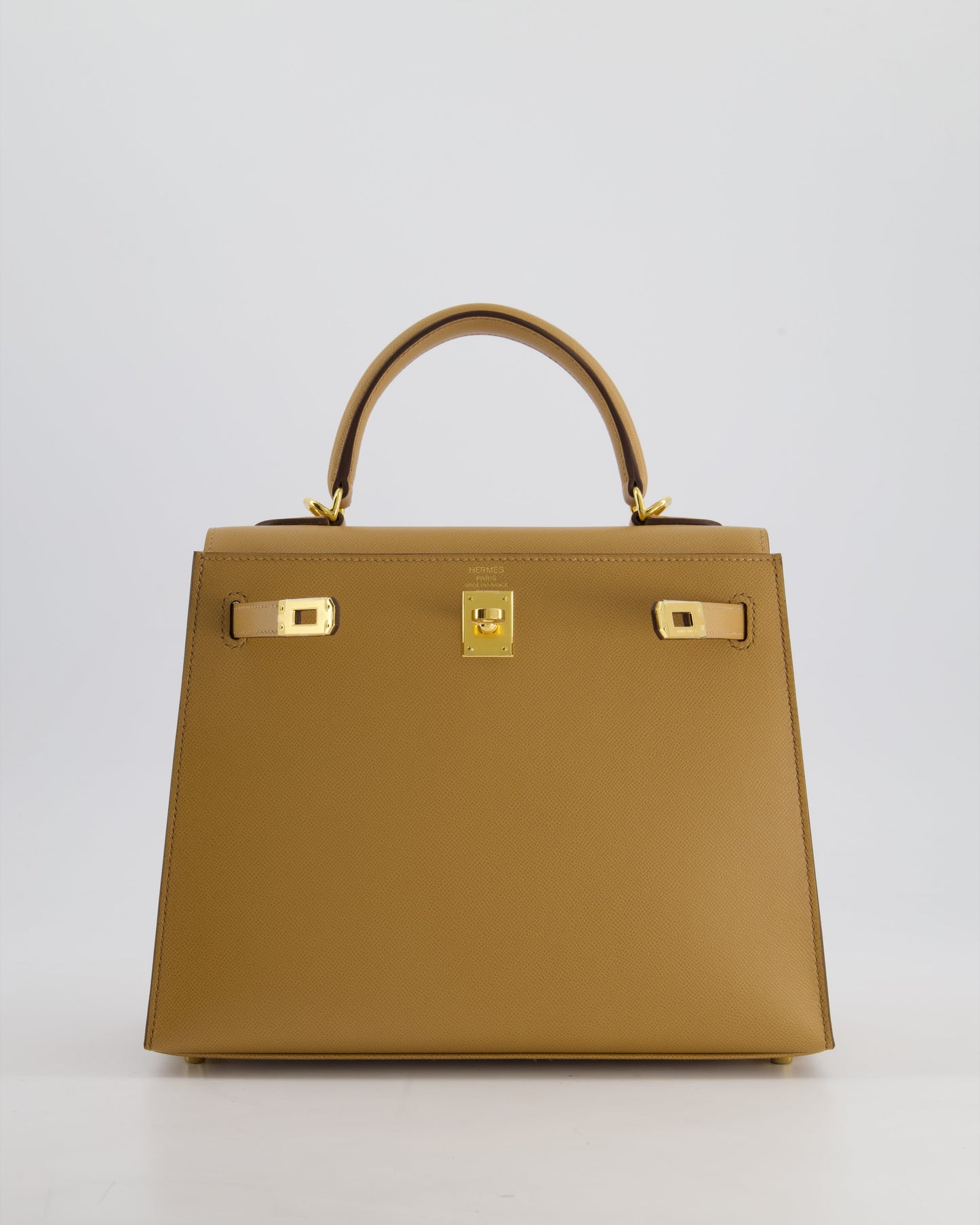 *RARE* Hermès Verso Kelly Sellier 25cm Bag in Biscuit Madame Leather, Blanc Interior with Gold Hardware