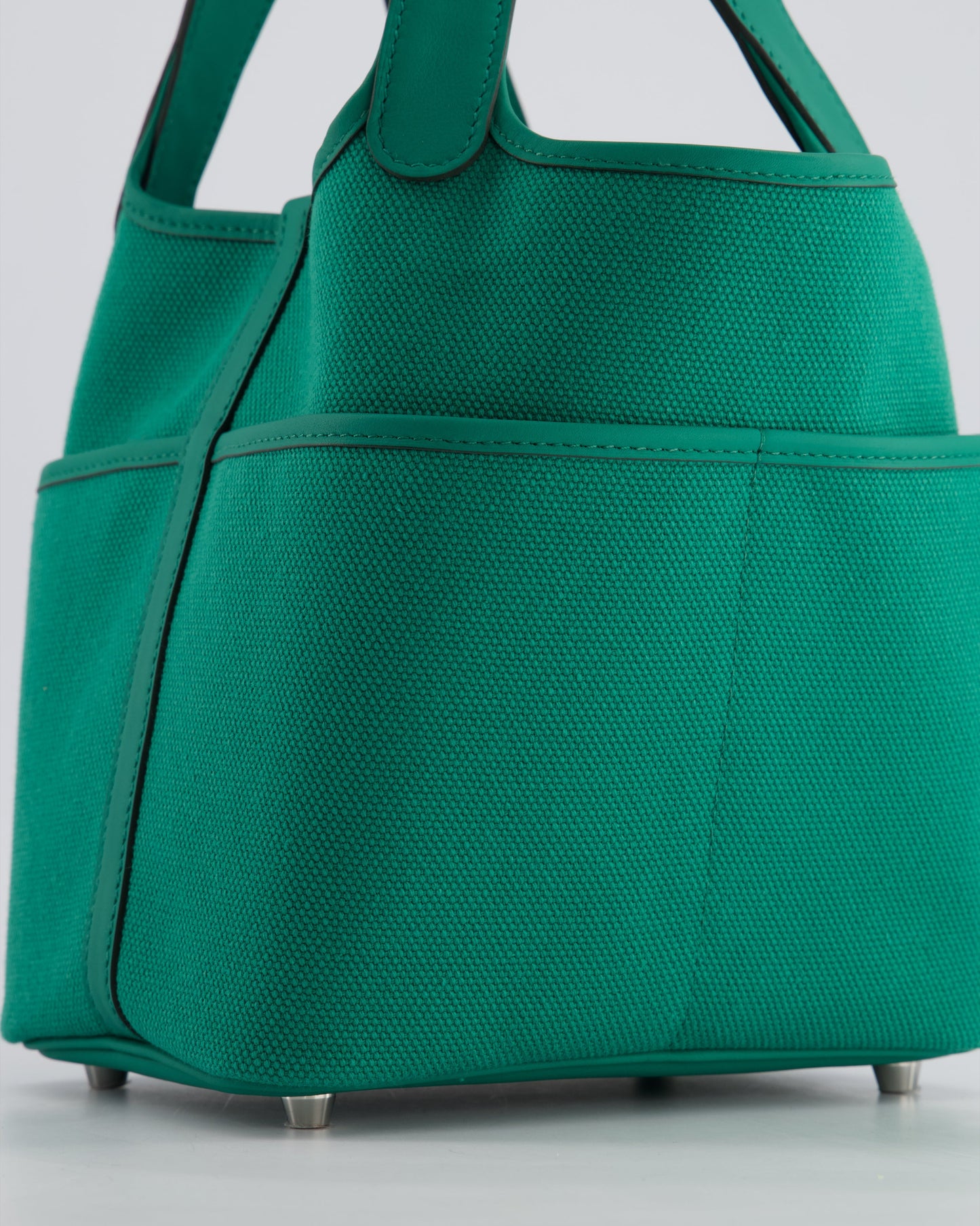 Hermes Picotin 18cm Cargo in Vert Vertigo in Ecru and Swift Leather with Palladium Hardware