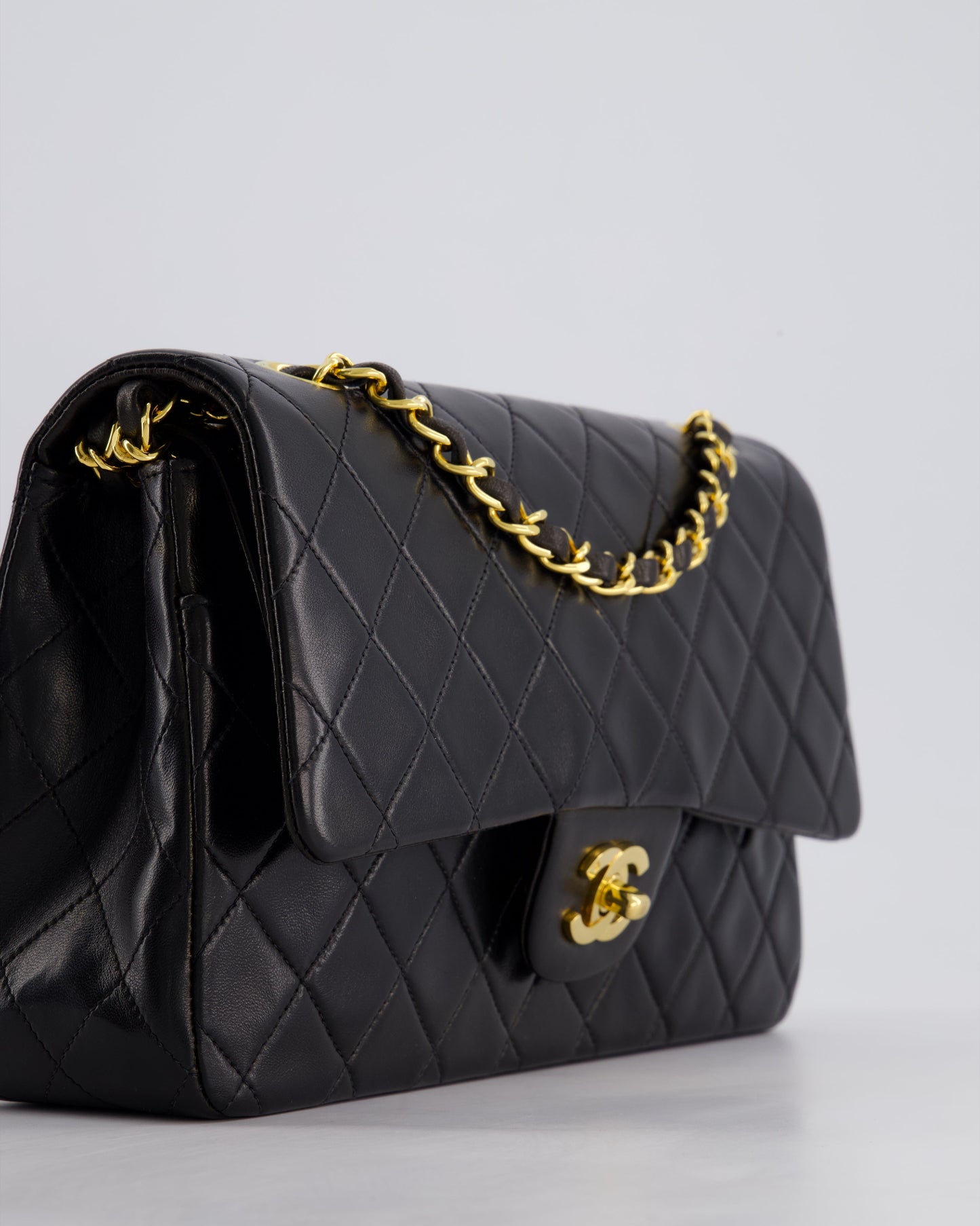*PERFECT VINTAGE* Chanel Vintage Black Medium Classic Double Flap Bag in Lambskin Leather with 24k Gold Hardware