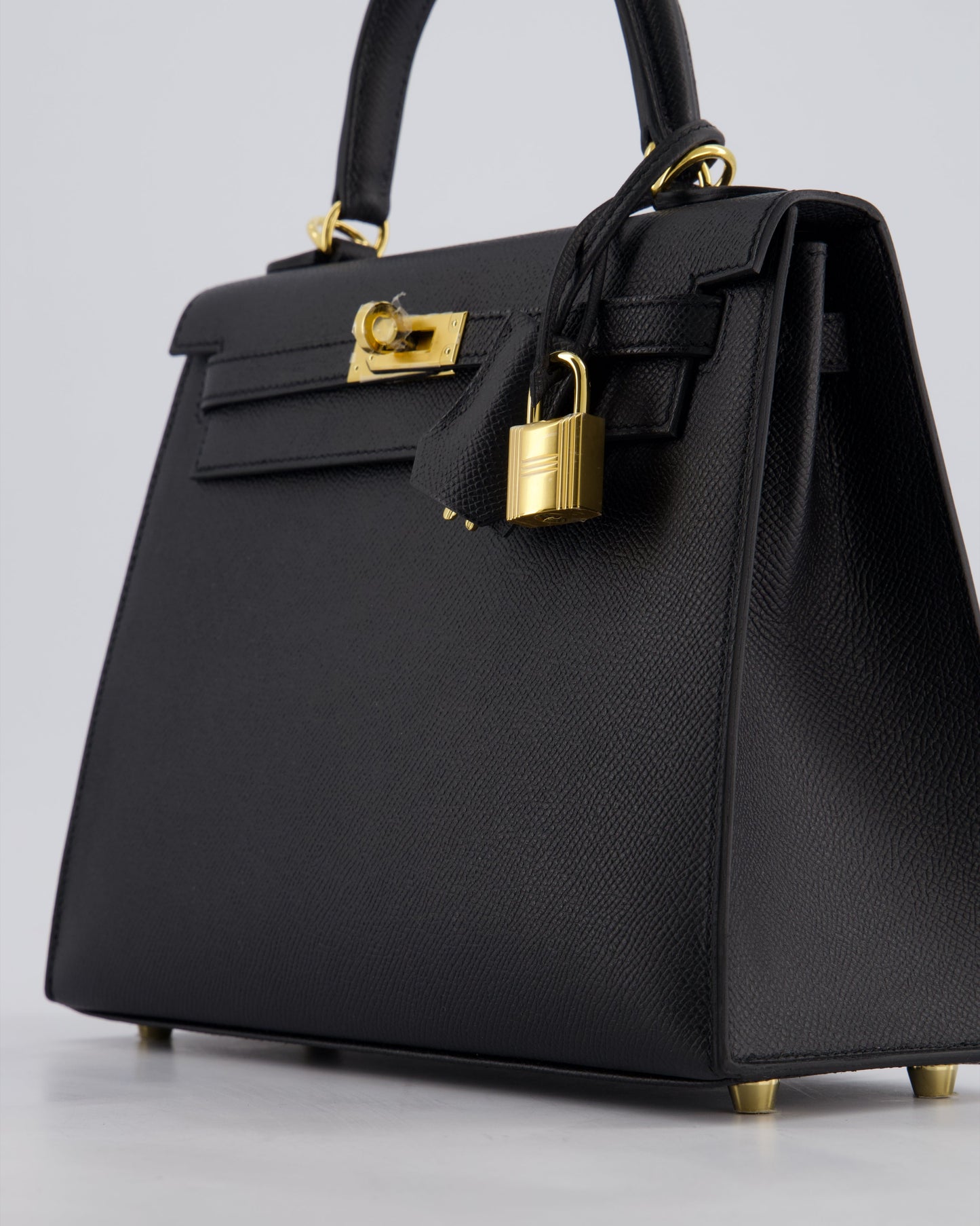 *HOLY GRAIL* Hermès Kelly 25cm Sellier Bag in Black Epsom Leather with Gold Hardware