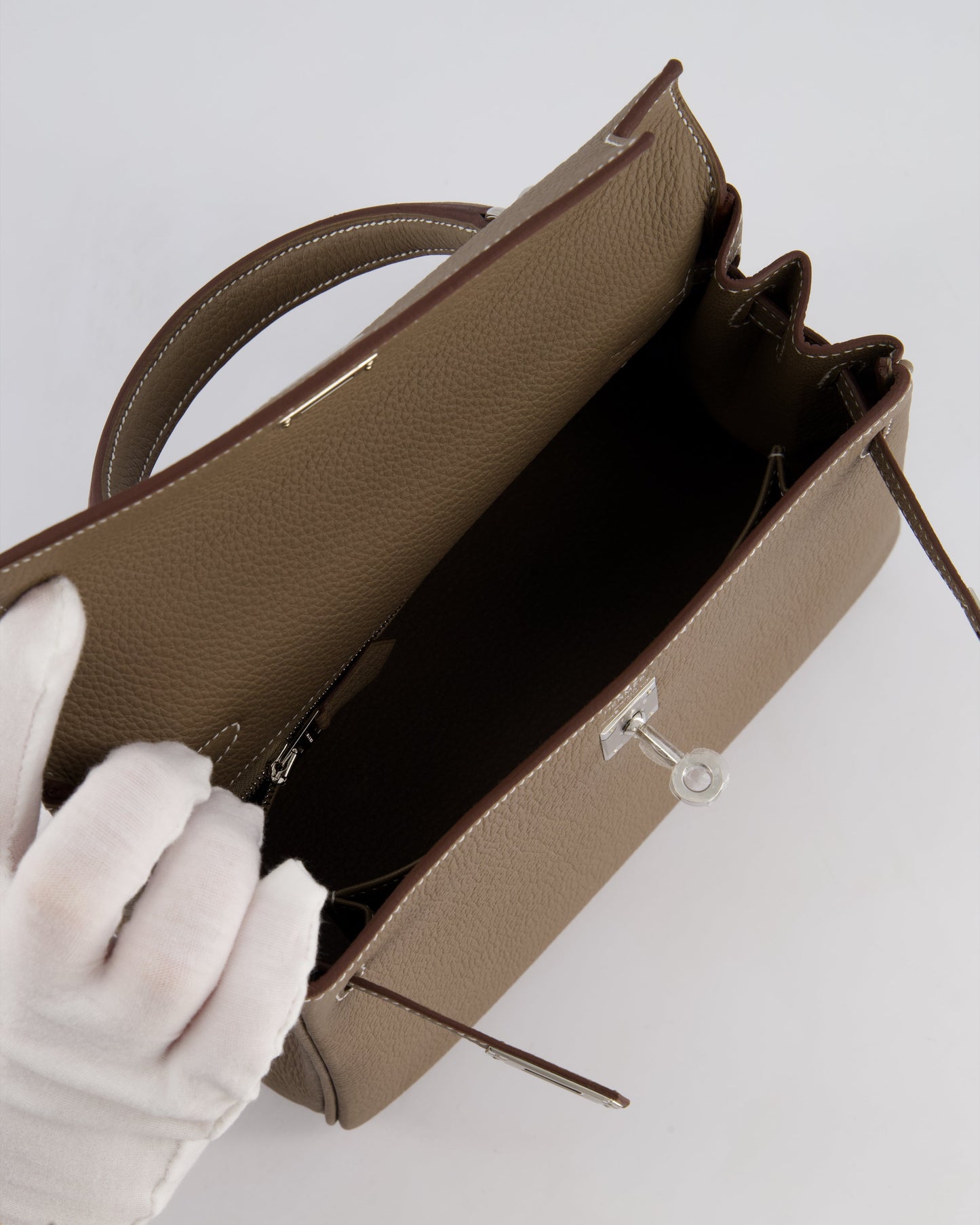 *RARE* Hermès Kelly Retourne Bag 25cm in Etoupe Togo Leather with Palladium Hardware