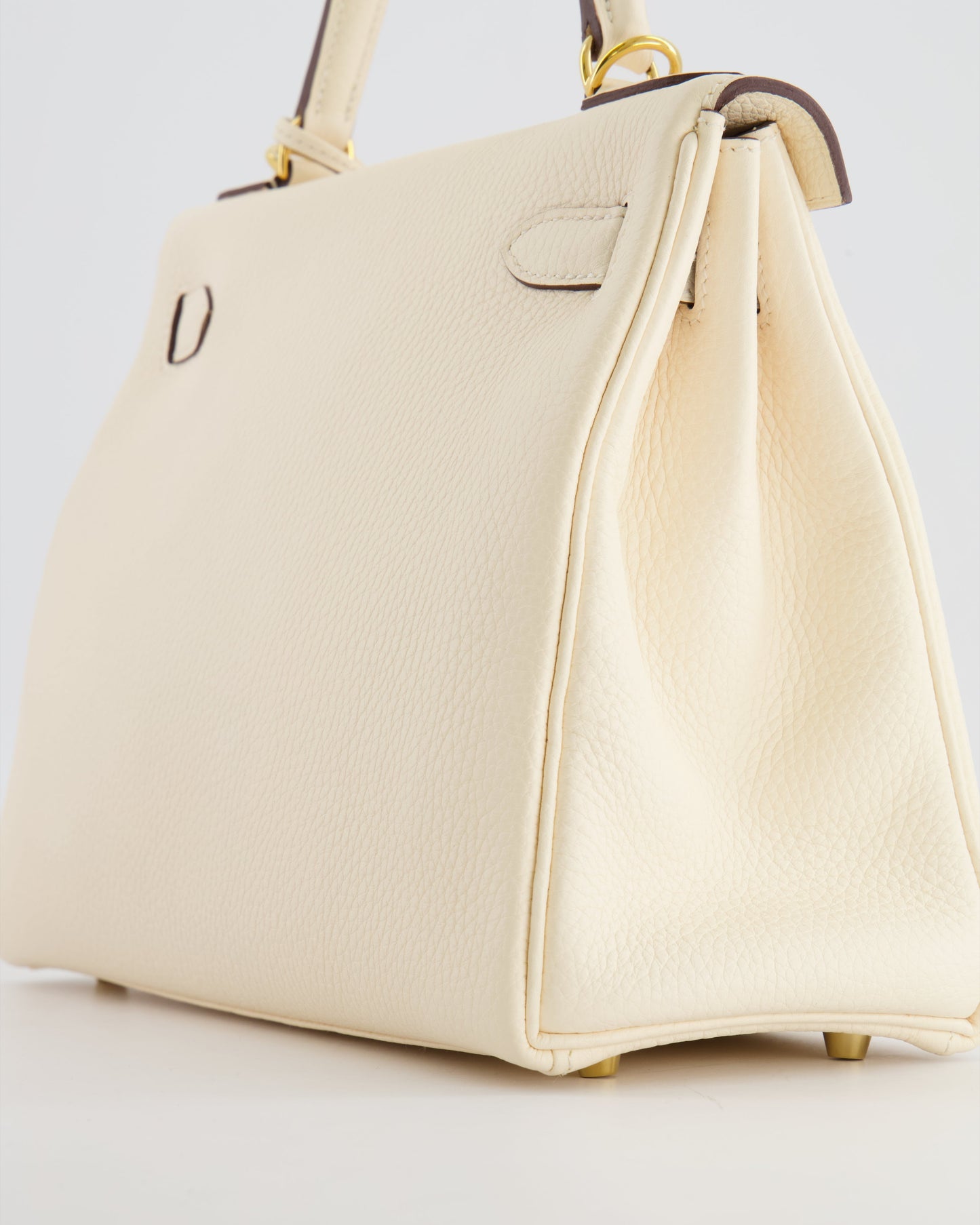 Hermès Kelly 28cm Retourne Bag in Nata Clemence Leather with Gold Hardware