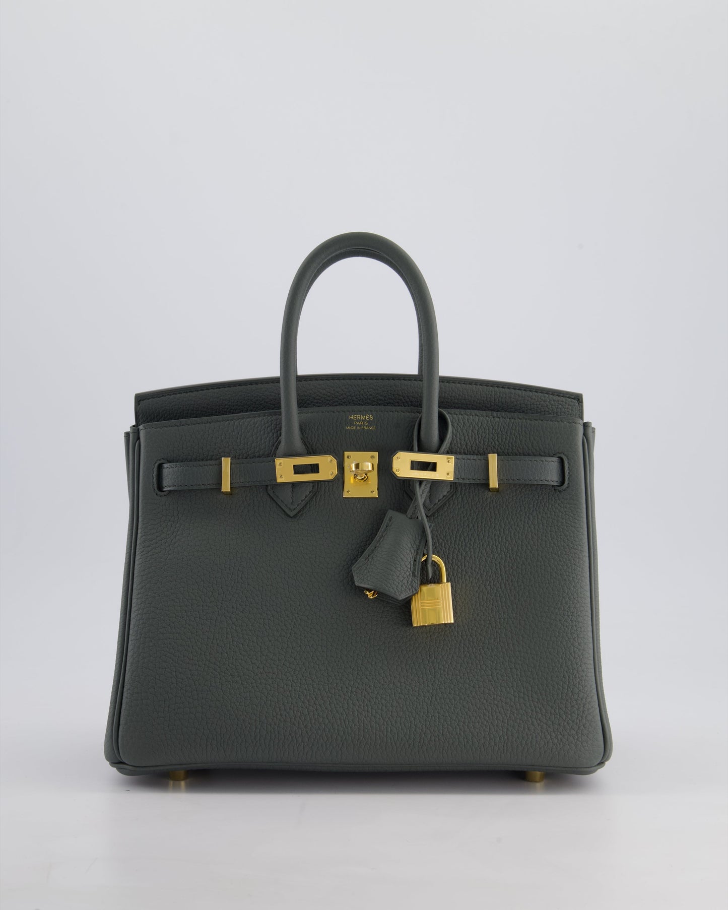 *SUPER HOT COLOUR* Hermès Birkin 25cm Retourne Bag in Vert Amande Togo Leather with Gold Hardware