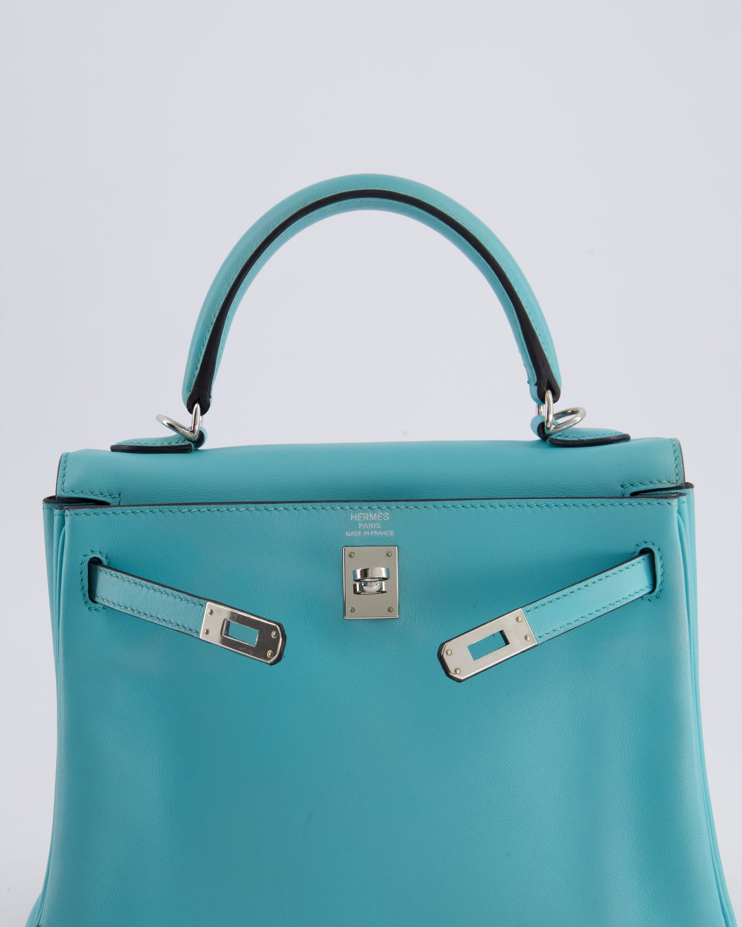 Hermès Kelly 25cm Bag Retourne in Bleu Atoll Swift Leather with Palladium Hardware
