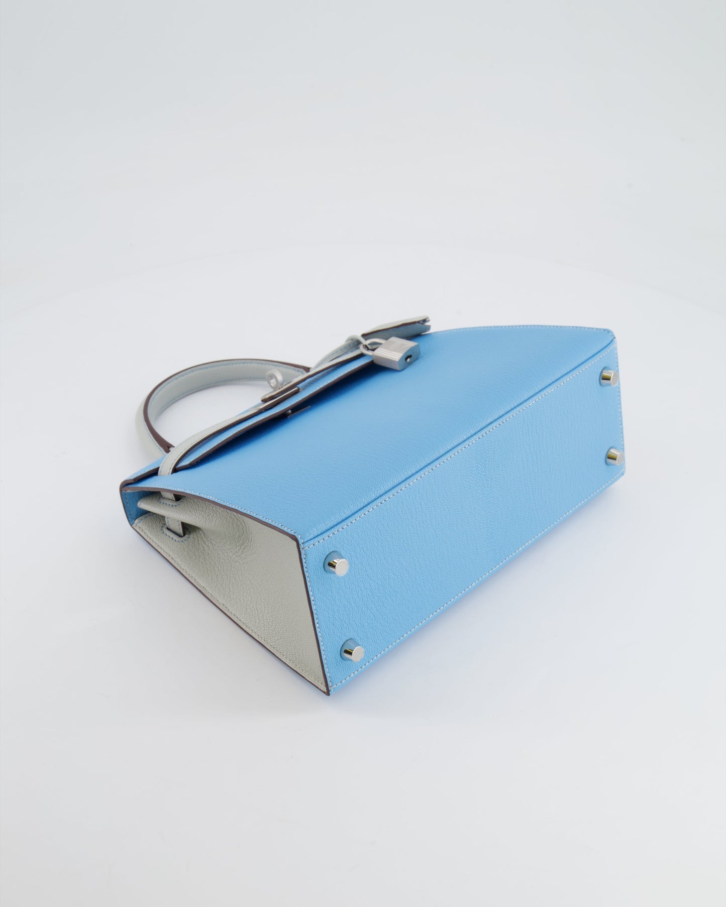 *VERY RARE* Hermès Kelly Sellier HSS 25cm Bag in Bleu Celeste and Gris Perle Chèvre Leather with Contrast Stitching and Brushed Palladium Hardware