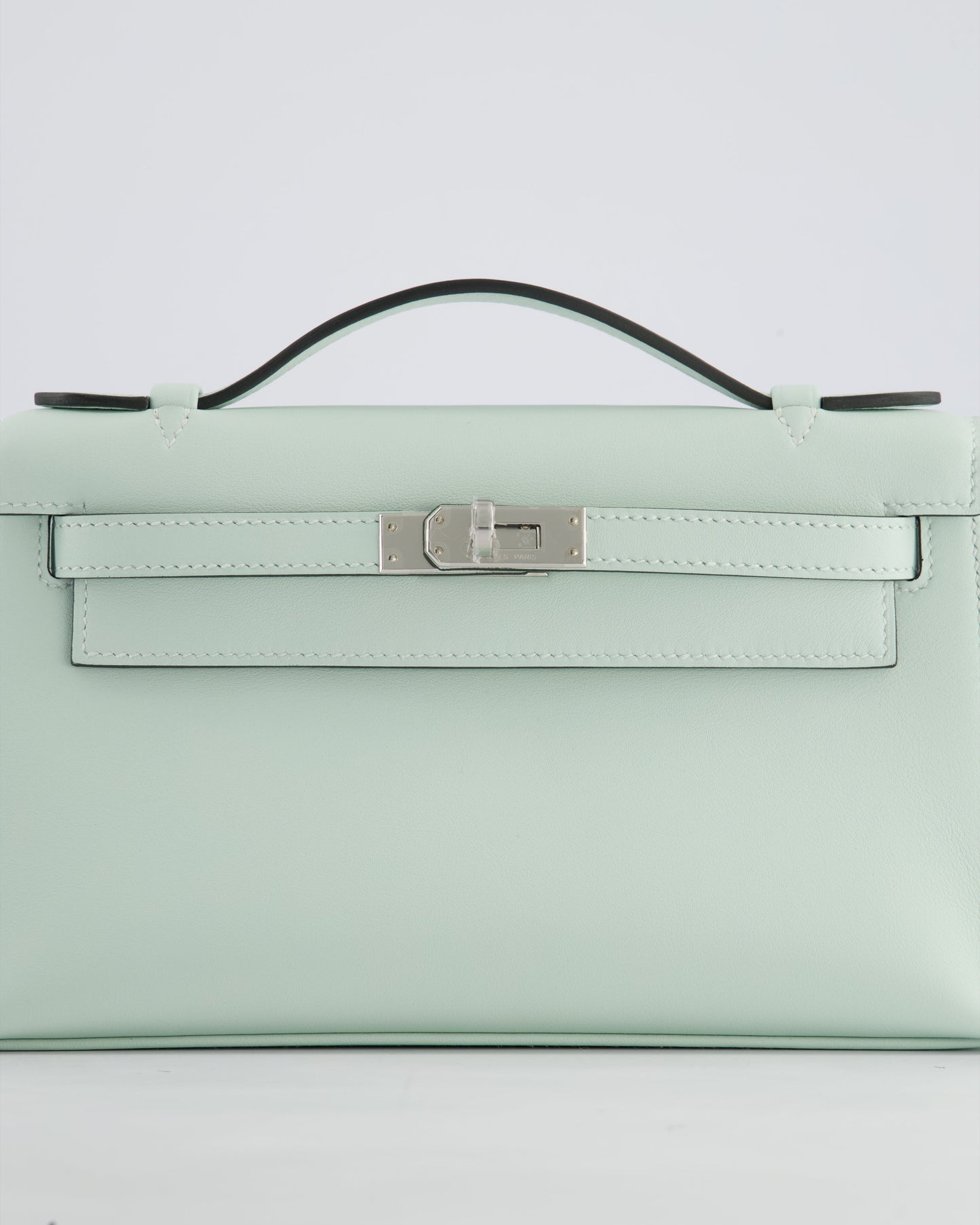*HOT NEW COLOUR* Hermès Mini Kelly Pochette Bag in Vert Peppermint Swift Leather with Palladium Hardware