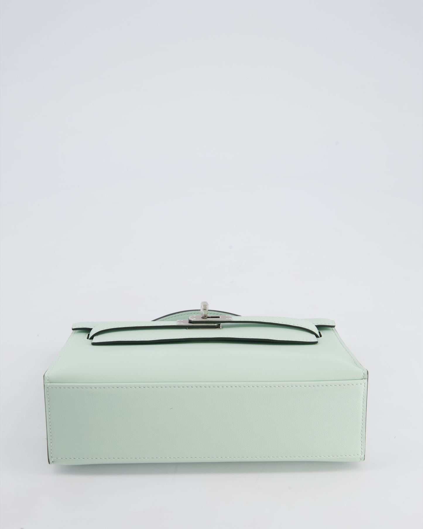 *HOT NEW COLOUR* Hermès Mini Kelly Pochette Bag in Vert Peppermint Swift Leather with Palladium Hardware