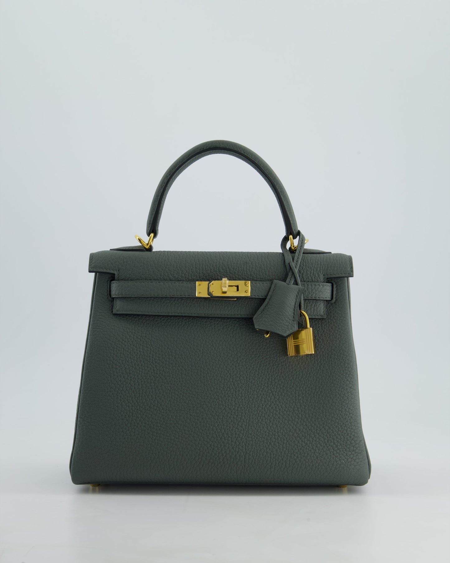 Hermès Kelly Retourne Bag 25cm in Vert Amande Togo Leather with Gold Hardware