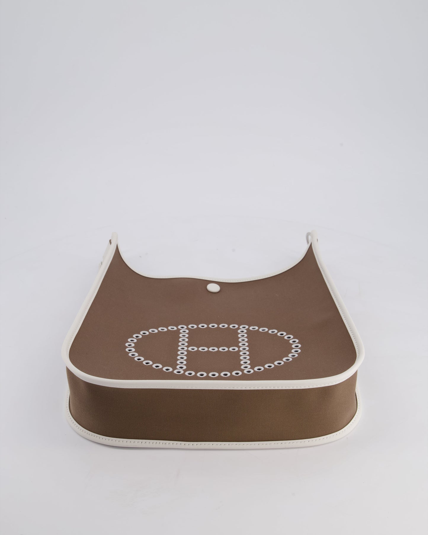Hermes Evelyne 29cm in Neo Etoupe Canvas and White with Palladium Hardware