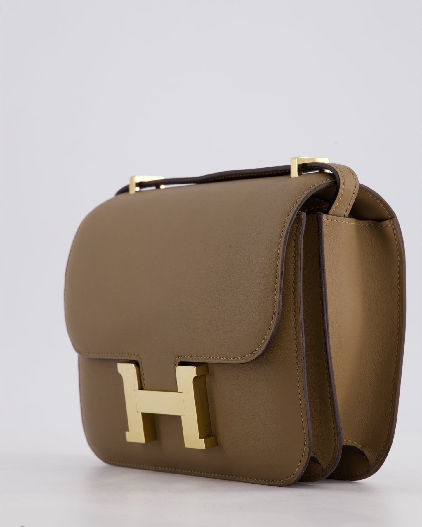 Hermès Constance III Mini 18cm Miroir Bag in Beige Weimar Swift Leather with Gold Hardware