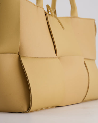 Bottega Veneta Beige Medium Intrecciato Arco Bag in Calfskin Leather with Pouch