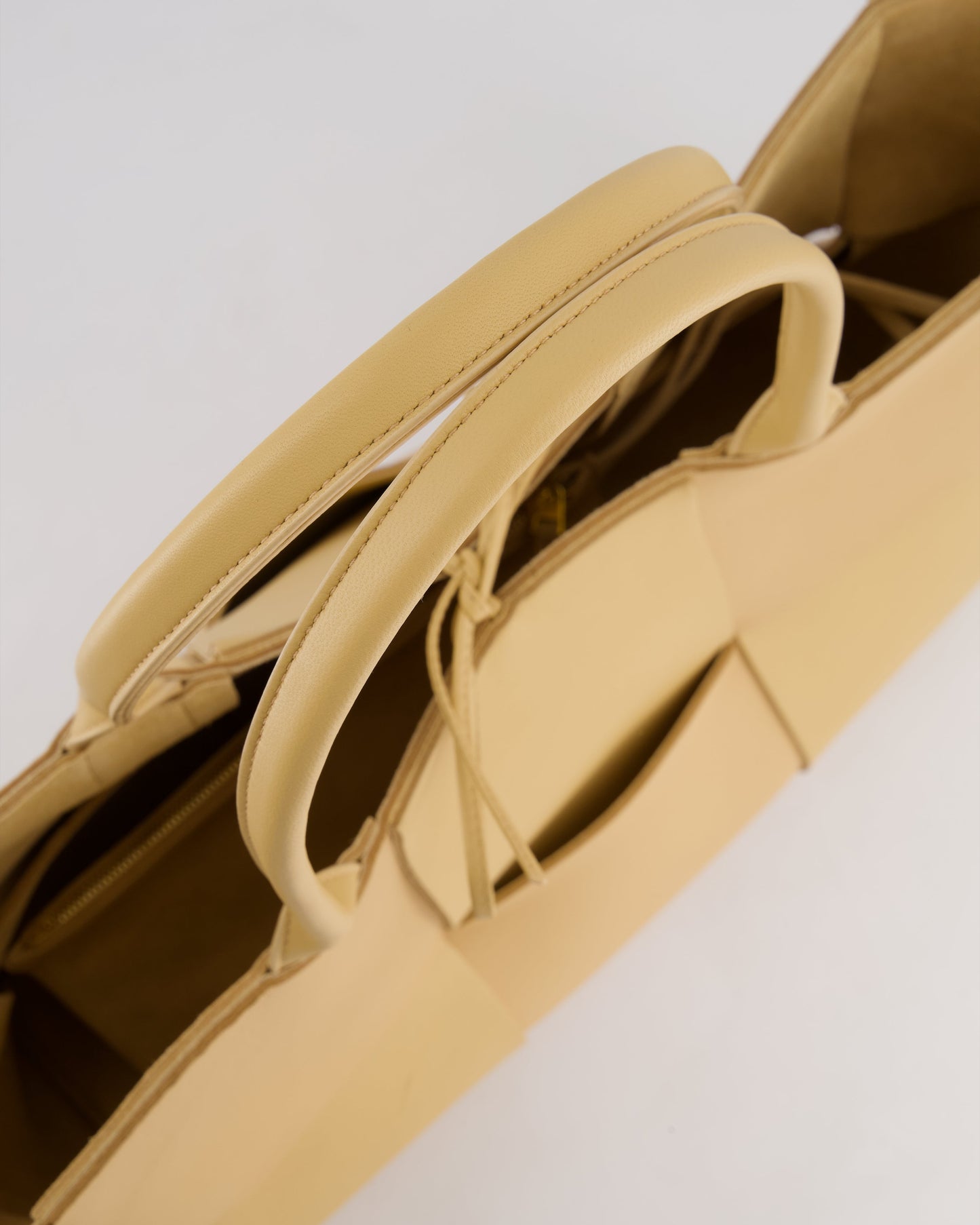 Bottega Veneta Beige Medium Intrecciato Arco Bag in Calfskin Leather with Pouch