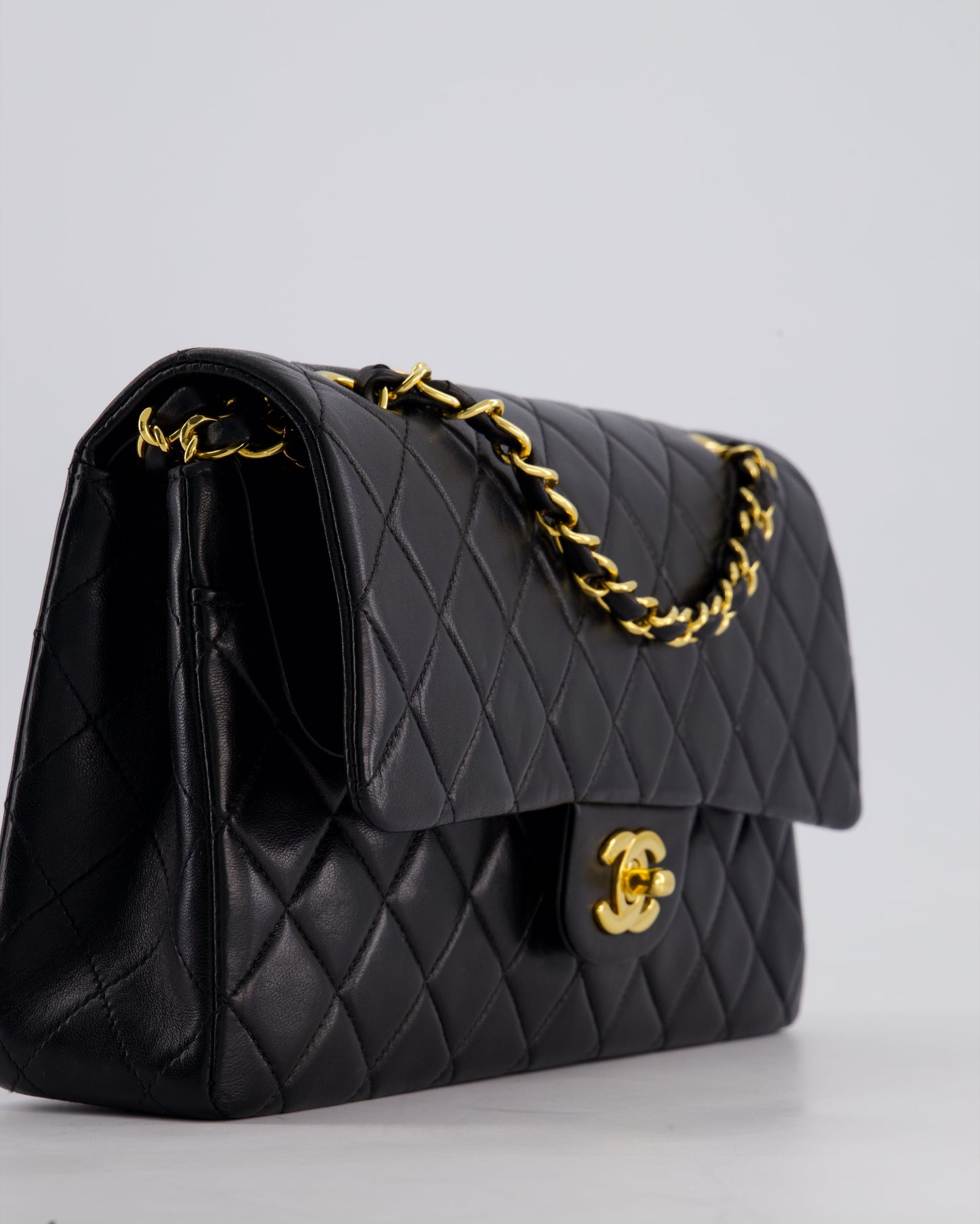 *AMAZING CONDITION* Chanel Vintage Black Medium Classic Double Flap Bag in Lambskin Leather with 24k Gold Hardware