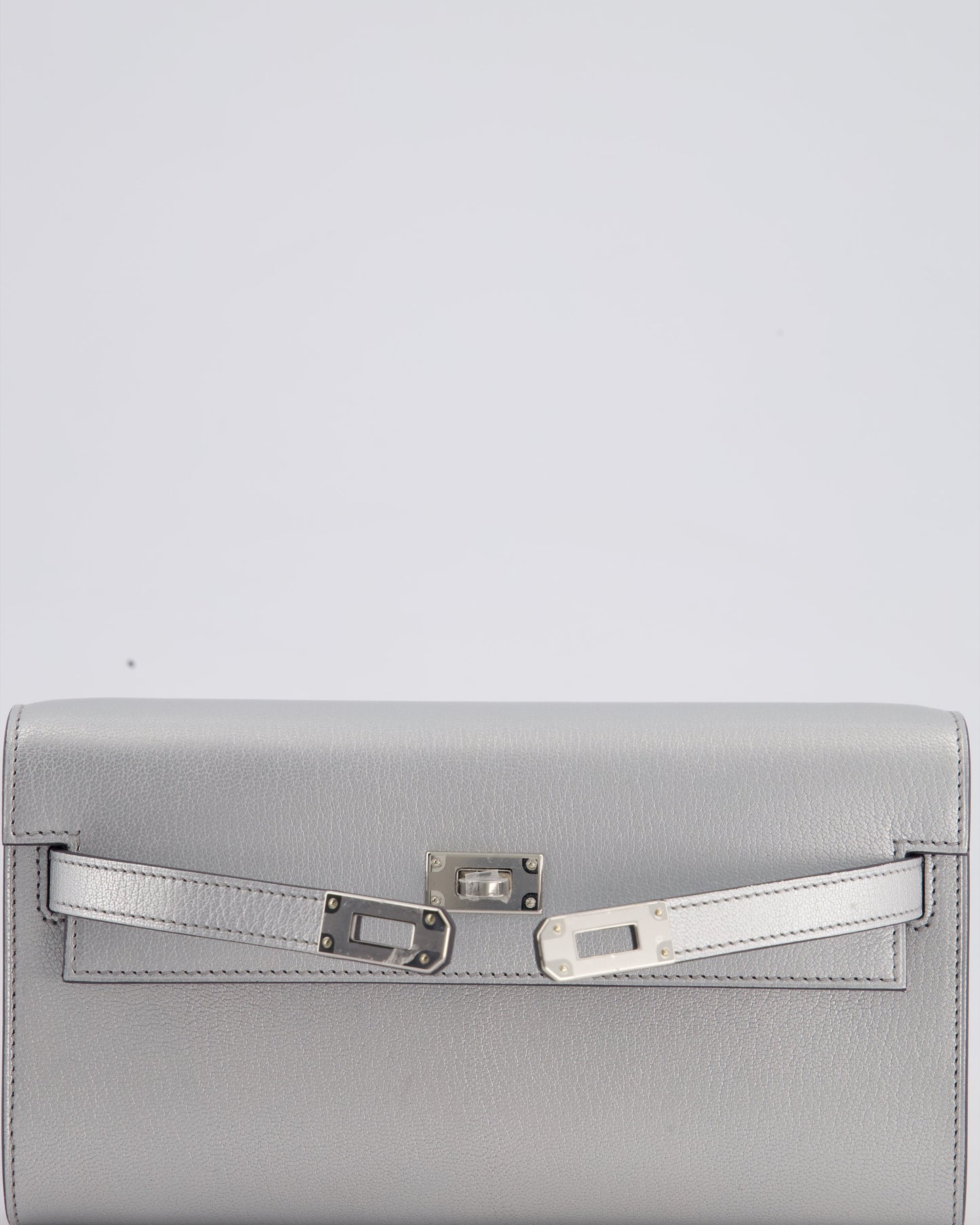 *SUPER RARE* Hermès Kelly To Go Bag in Argent Chevre Chamkila Leather with Palladium Hardware
