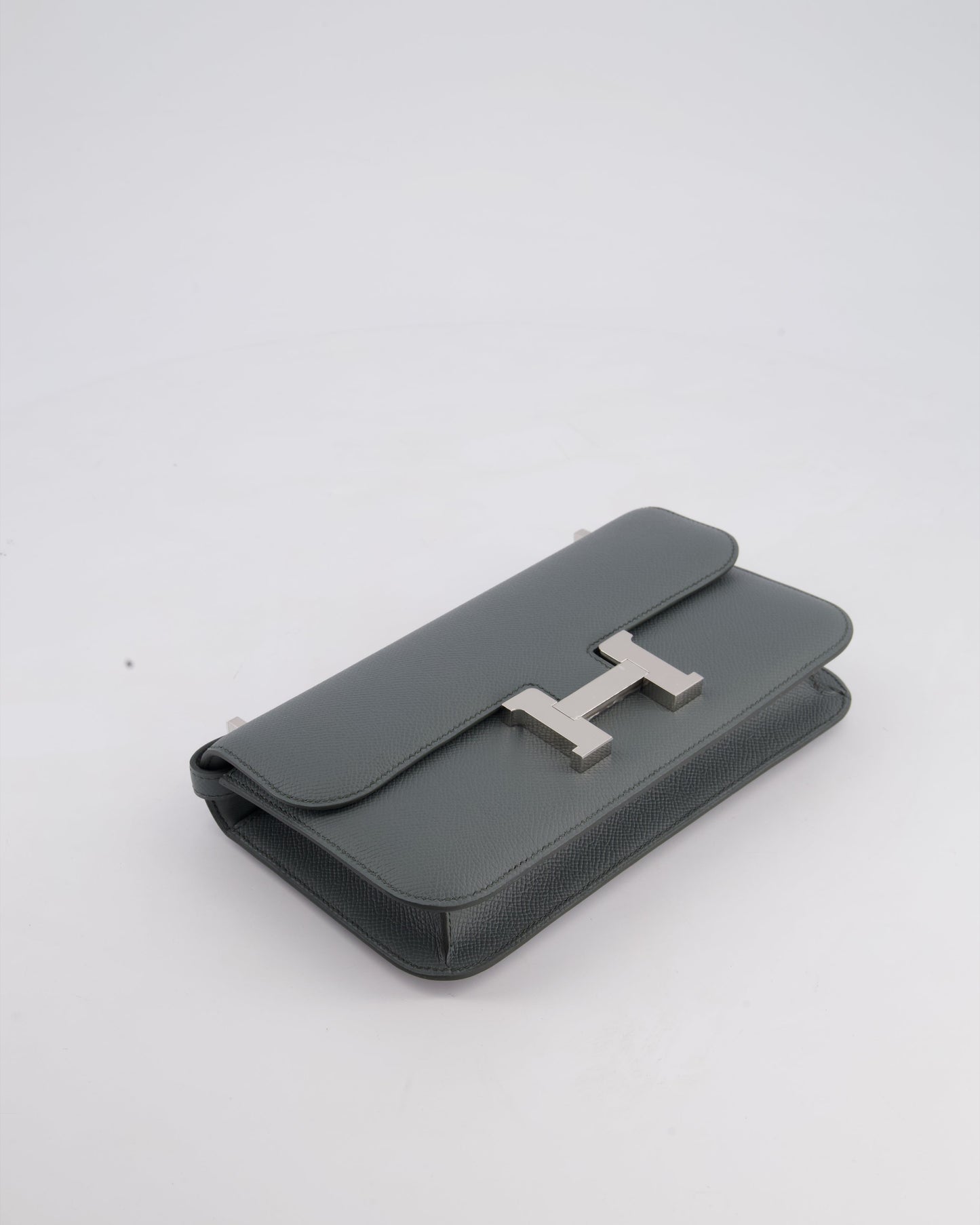 *NEW RELEASE* Hermès Constance 1-Elan Miroir Bag in Vert Amande Epsom Leather with Palladium Hardware