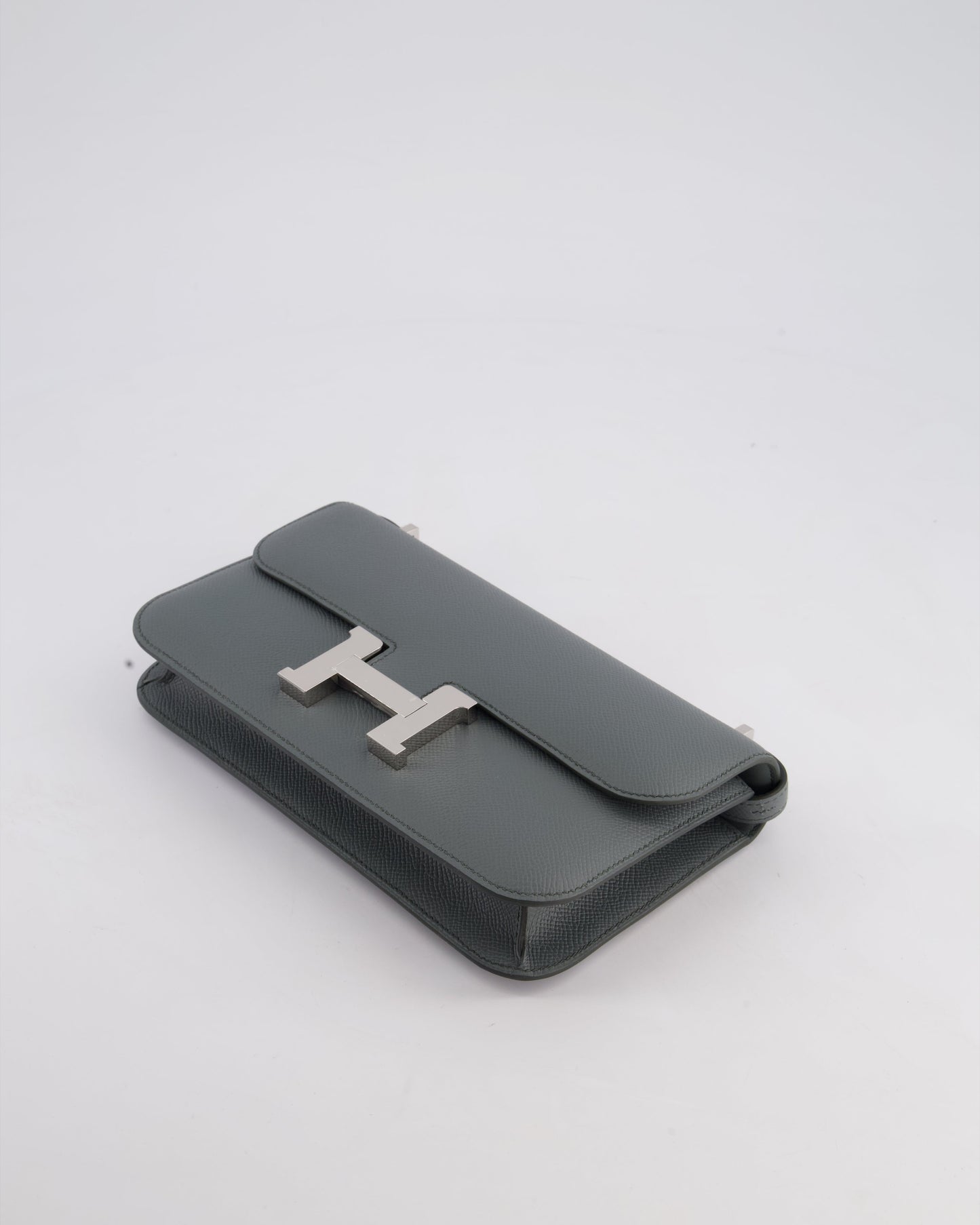 *NEW RELEASE* Hermès Constance 1-Elan Miroir Bag in Vert Amande Epsom Leather with Palladium Hardware