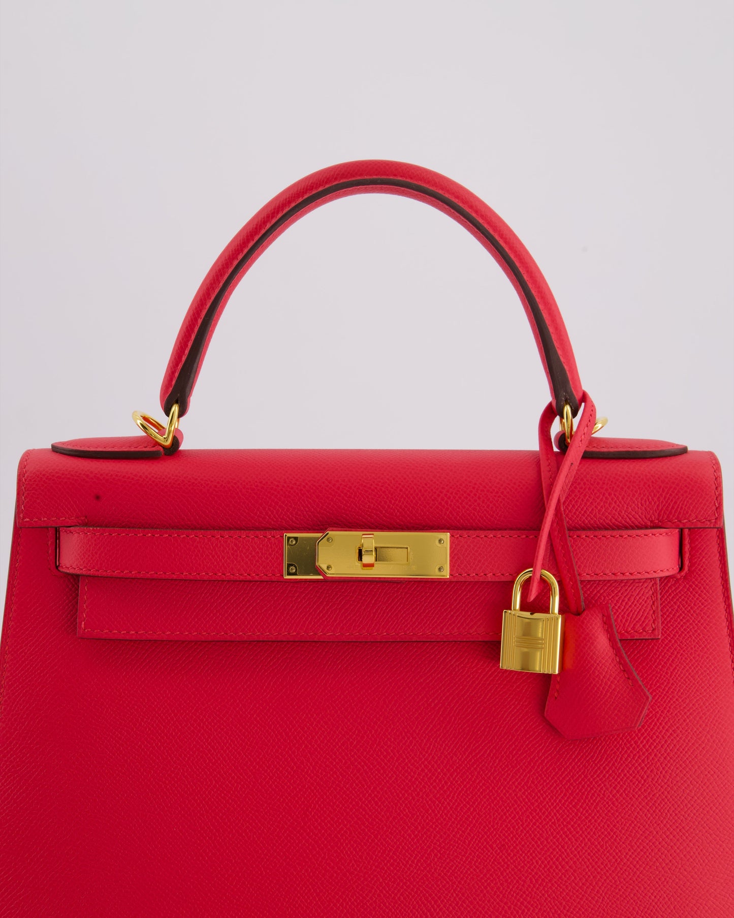Hermès Kelly Bag 28cm Sellier in Rose Extreme Epsom Leather with Gold Hardware
