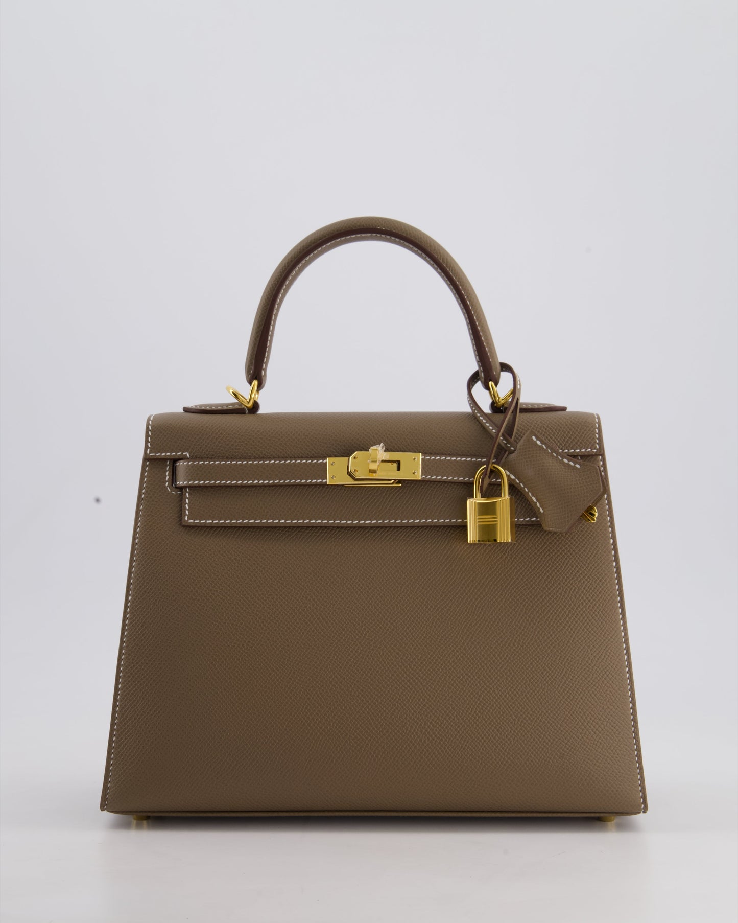 Hermès Kelly 25cm Sellier Bag in Etoupe Epsom Leather and Gold Hardware