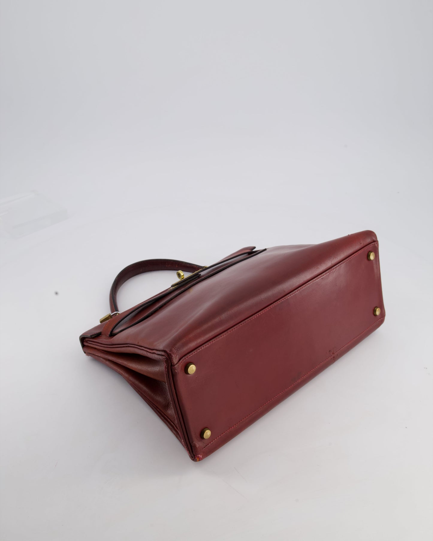 *FIRE PRICE* Hermès Vintage Kelly 32cm Bag in Rouge H Box Leather with Gold Hardware