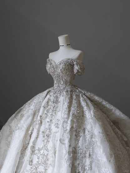 Vintage White Off-the-shoulder Sweetheart Neckline Luxury Lace Princess Floor-length Wedding Dress P2516