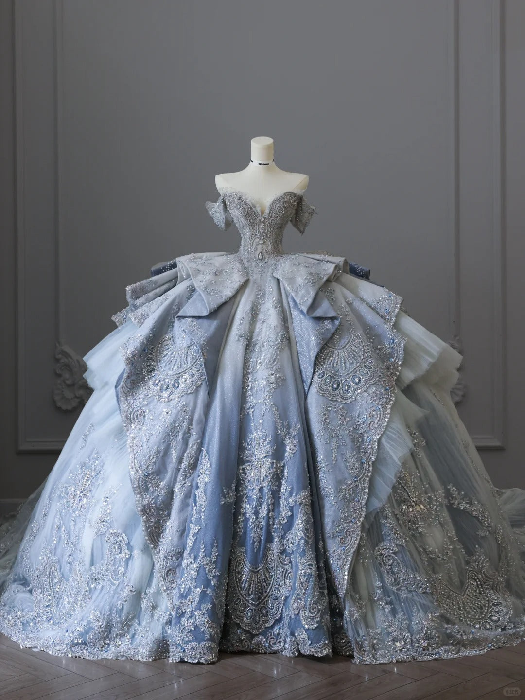 Dreamy Blue Gradient Off-the-shoulder Beaded Luxury Floor-length Wedding Dress P2518