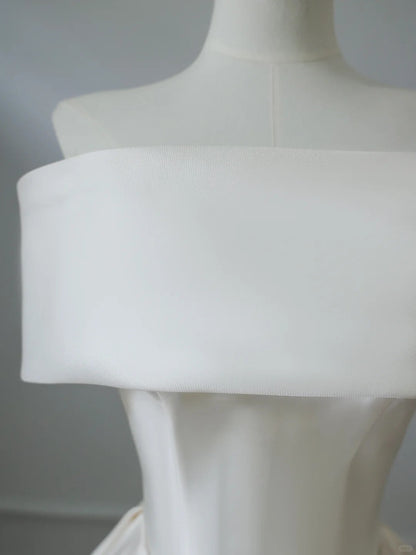 Elegant white simple one-shoulder satin bow applique floor-length wedding dress P2525