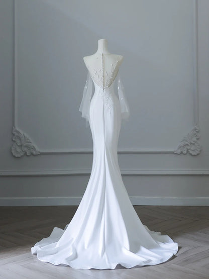 Elegant White Round Neck Lace Sleeveless Mermaid Satin Wedding Dress P2529