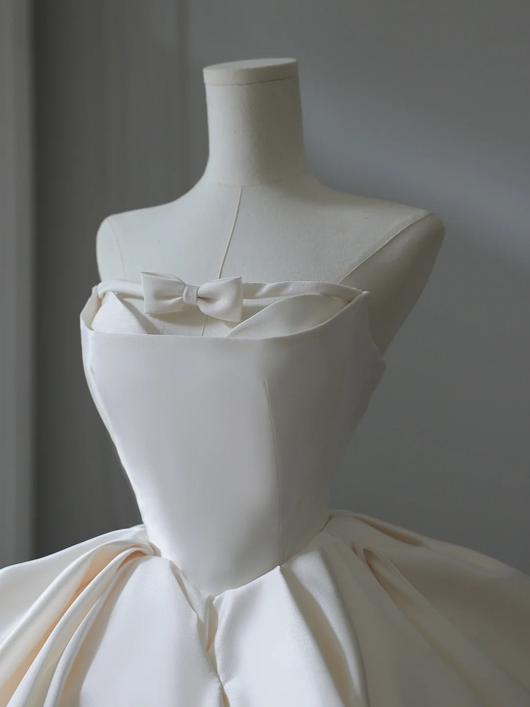 Girly Playful Bow A-line Tulle Satin Floor-length Wedding Dress P2534