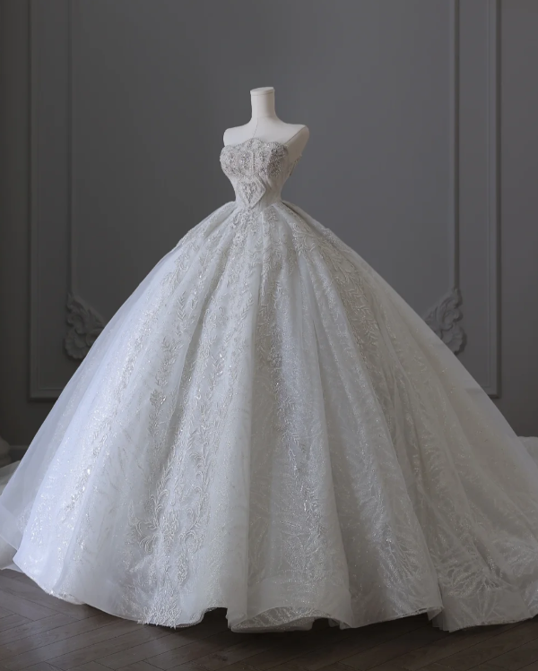 White off-the-shoulder lace beaded floor-length wedding dress P2555