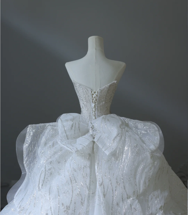 Dreamy Princess Strapless Rhinestone Back Strap Floor-Length Wedding Dress P2558